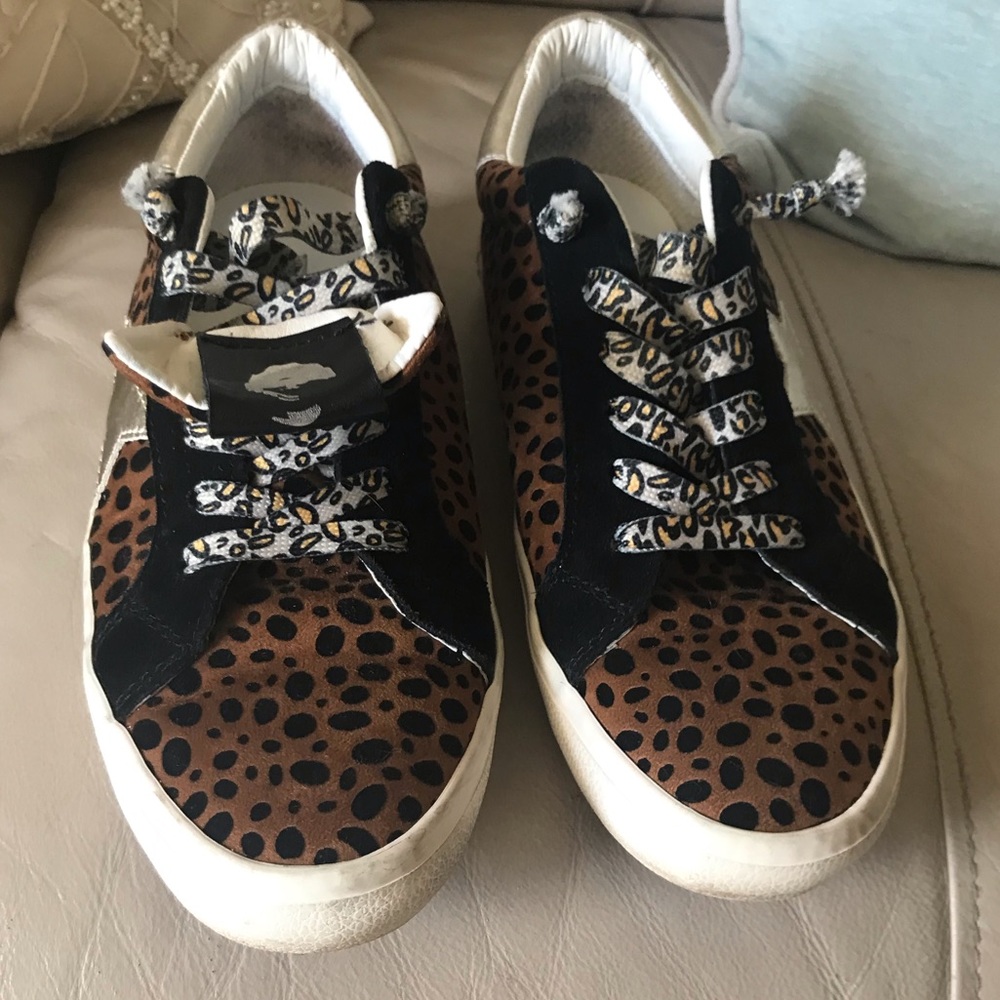 COPY - STEVE MADDEN sneakers, Size 8, animal print - Picture 3 of 11